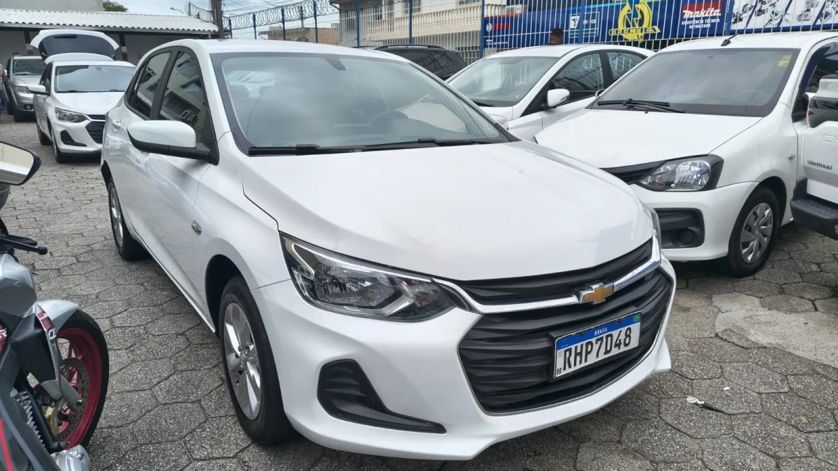 Onix 1.0 LT2 Completo 2022