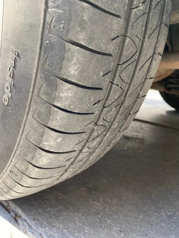 Grand Siena ATTRAC. 1.4 completo manual GNV 2013 - Imagem 10