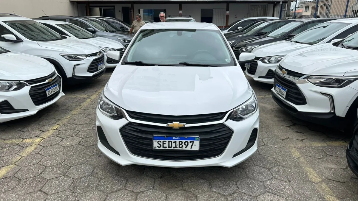 ONIX HATCH LT 1.0 12V Flex 5р Mecânico 2023 - Imagem 2