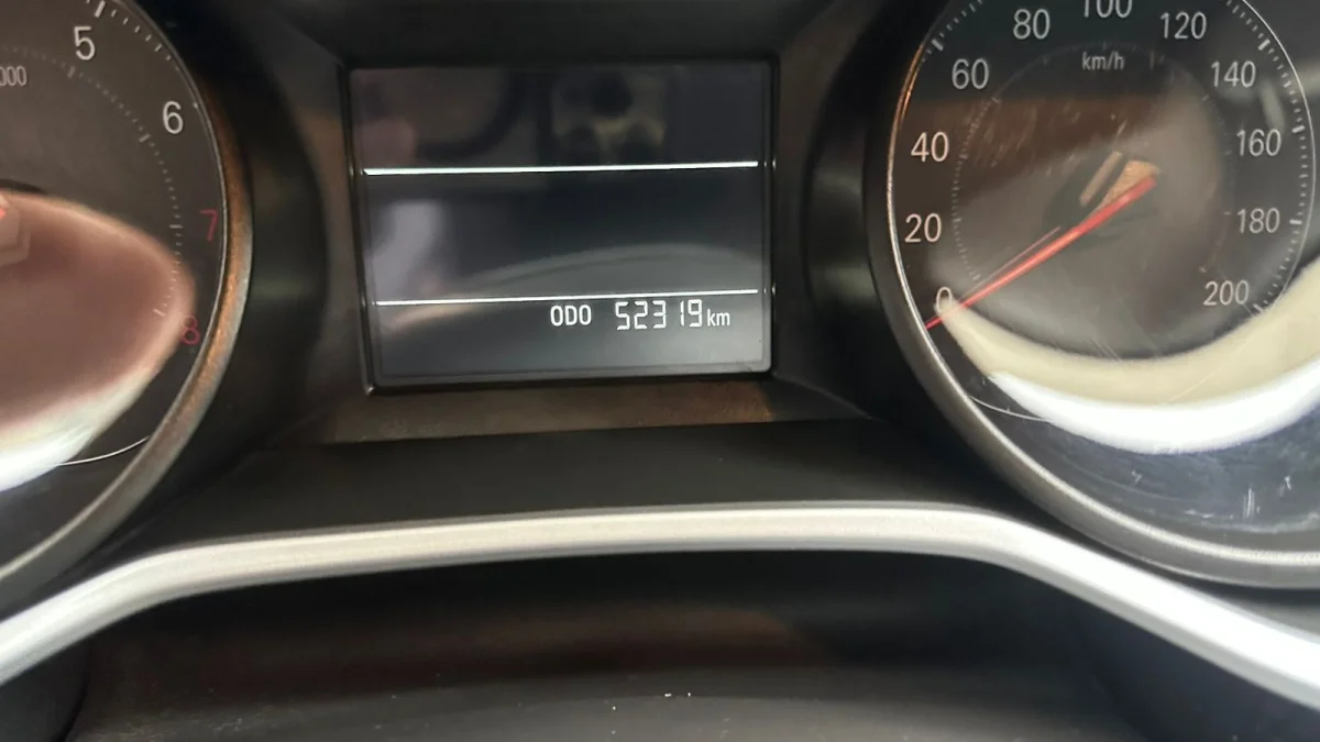 ONIX HATCH LT 1.0 12V Flex 5р Mecânico 2023 - Imagem 10