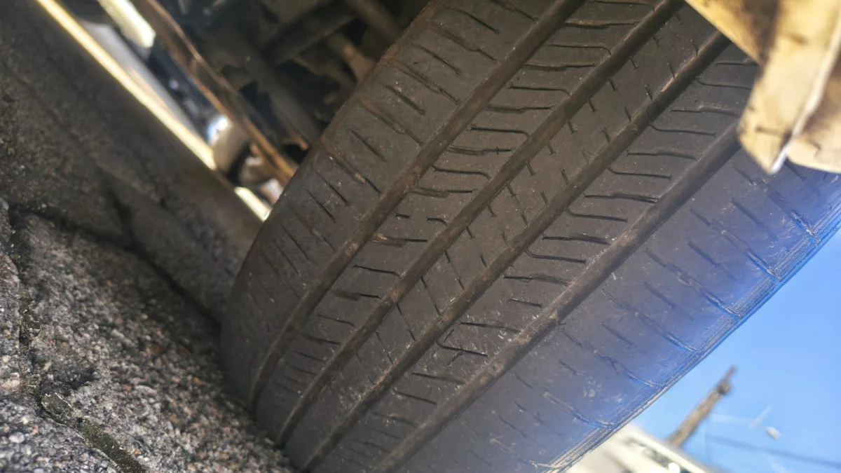 Tracker Premier 1.2 Turbo Aut com Teto solar 2024 - Imagem 15