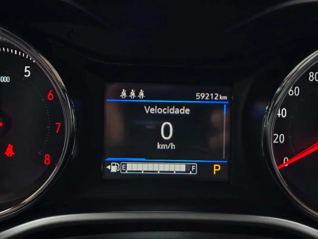 Tracker Premier 1.2 Turbo Aut com Teto solar 2024 - Imagem 17