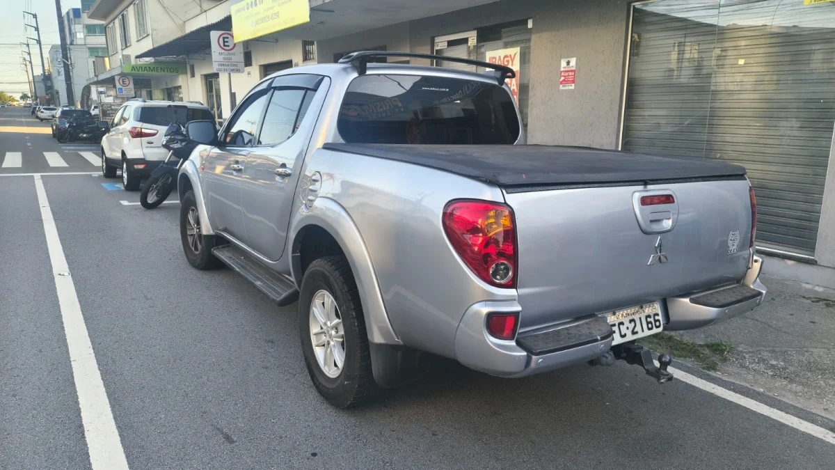 L200 TRITON HPE 3.2CD  TB INTER.DISEL  AUTOMÁTICO 2009 - Imagem 16
