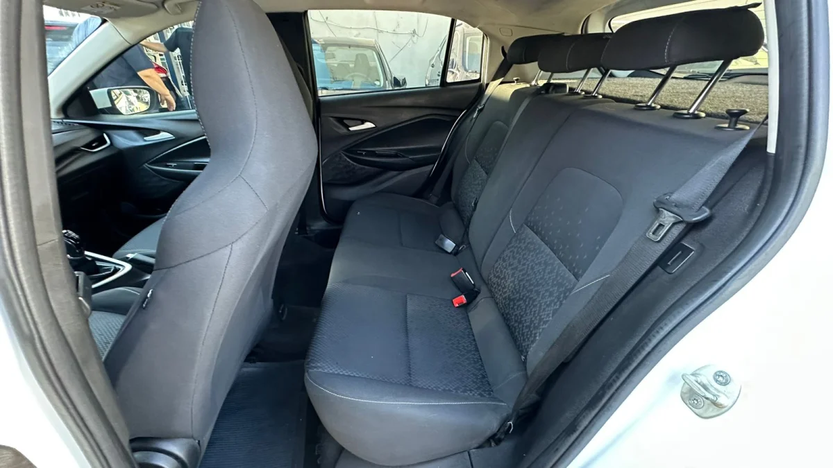 Onix 1.0 LT1 Mec Completo 2021 - Imagem 8