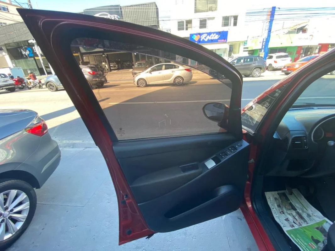 Idea 1.4 ATRACTTIVE completo manual 2014 - Imagem 10