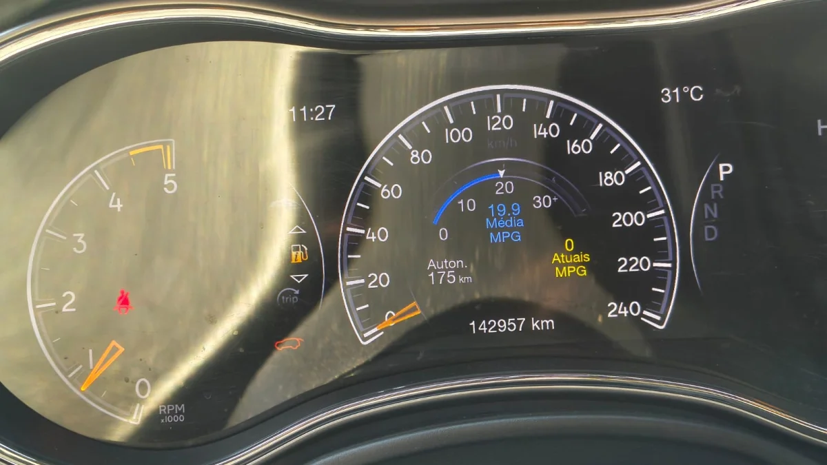 JEEP GRAND CHEROKEE LIMITED 3.0 TB DISEL AUT 2018 COM TETO  - Imagem 12