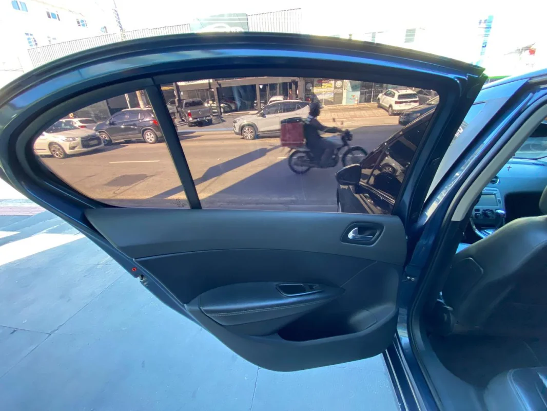 408 sed. Feline 2.0 completo automático TETO SOLAR 2011 - Imagem 11