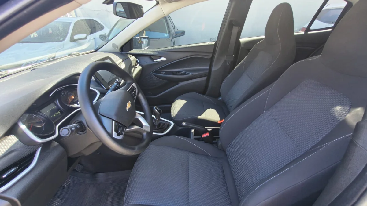 ONIX SEDAN PLUS LT 1.0 12V Flex 5p Mecânico 2023 - Imagem 14