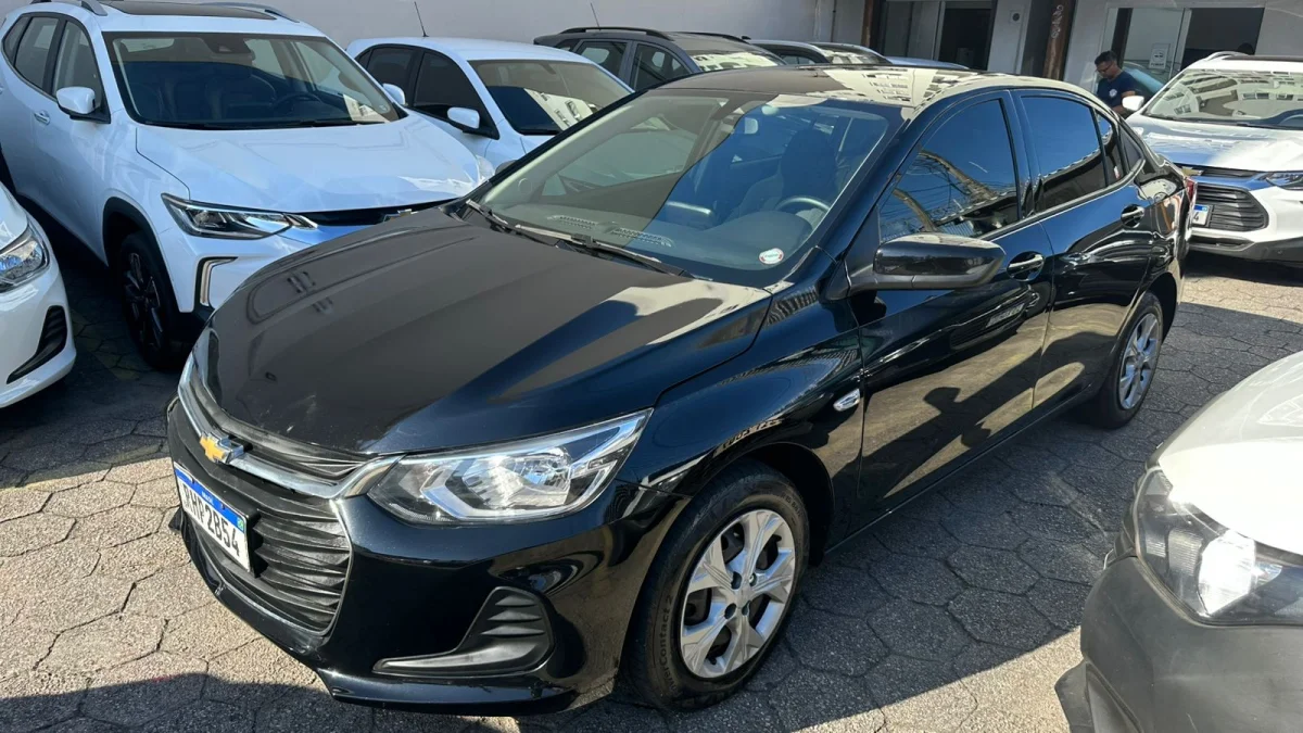 ONIX SEDAN Plus LT 1.0 12V Flex 4p Mecânico 2022 - Imagem 4
