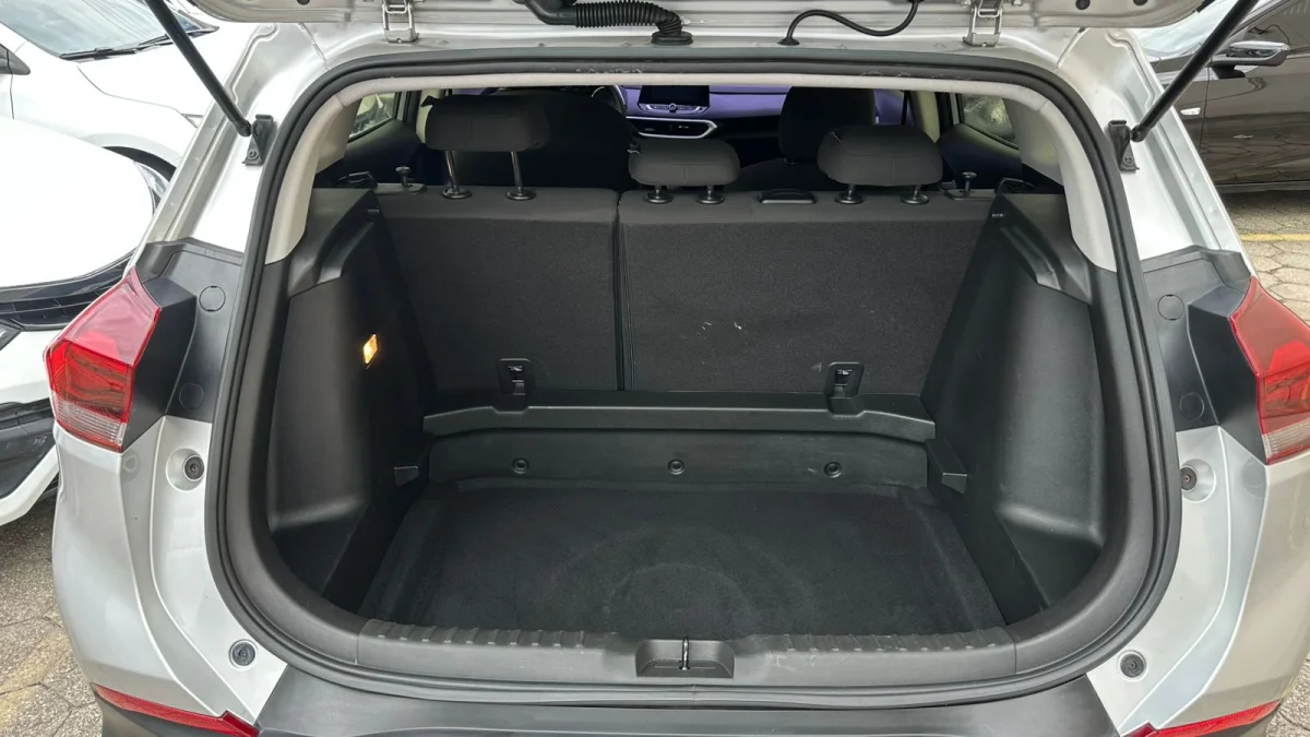 TRACKER 1.0 Turbo 12V Flex Automático 2023 - Imagem 11