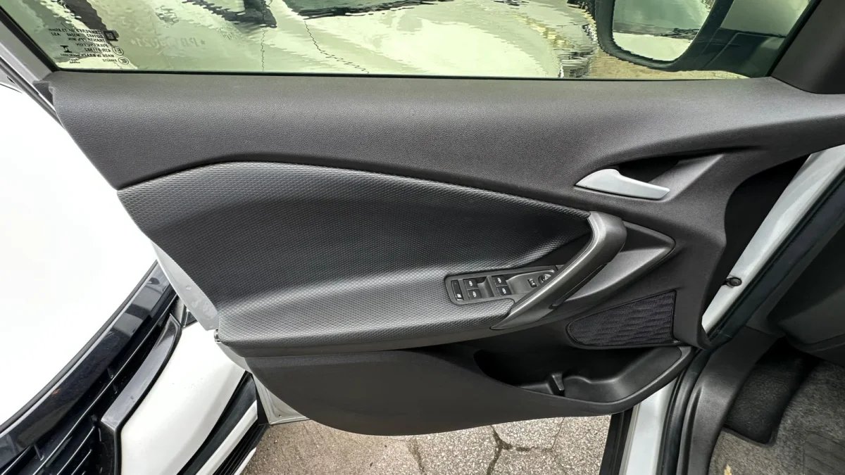 TRACKER 1.0 Turbo 12V Flex Automático 2023 - Imagem 15