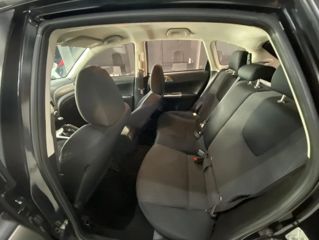 Impreza 2.0 160cv completo manual 2010 - Imagem 8