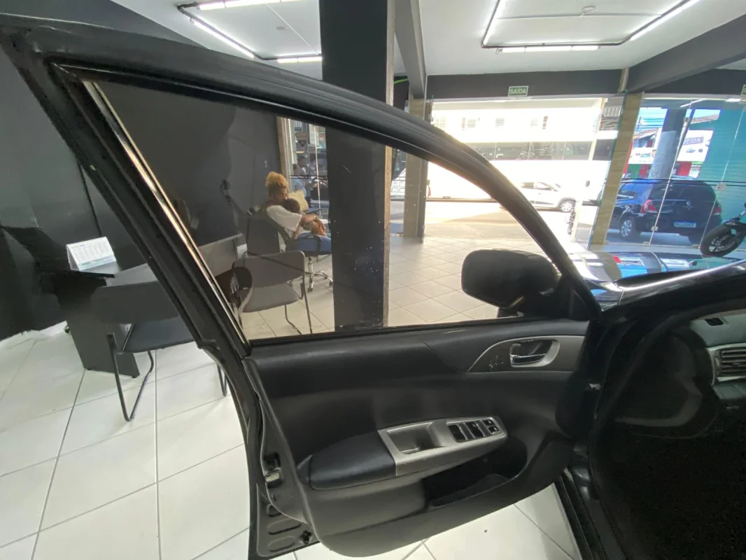 Impreza 2.0 160cv completo manual 2010 - Imagem 11