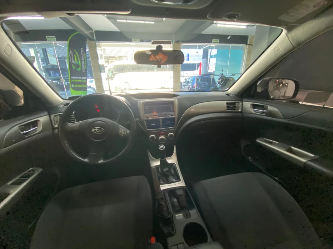 Impreza 2.0 160cv completo manual 2010 - Imagem 7