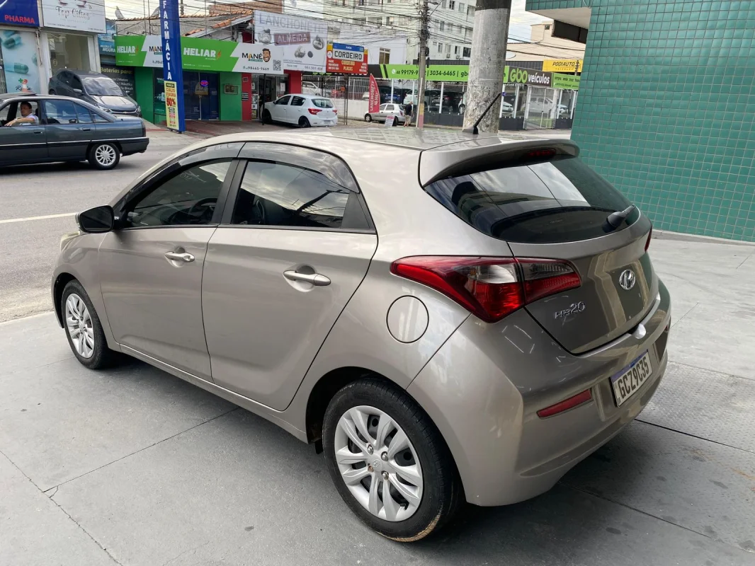 HB20 1.0 comfort plus completo manual 2019 - Imagem 4