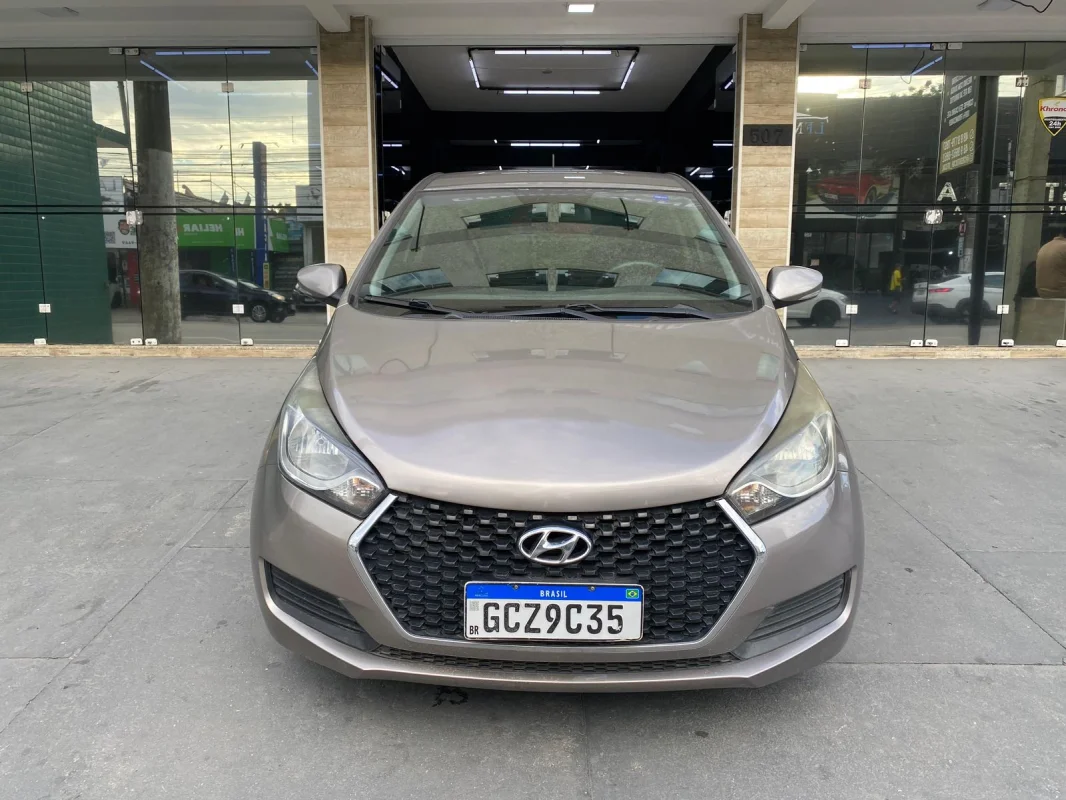 HB20 1.0 comfort plus completo manual 2019 - Imagem 2