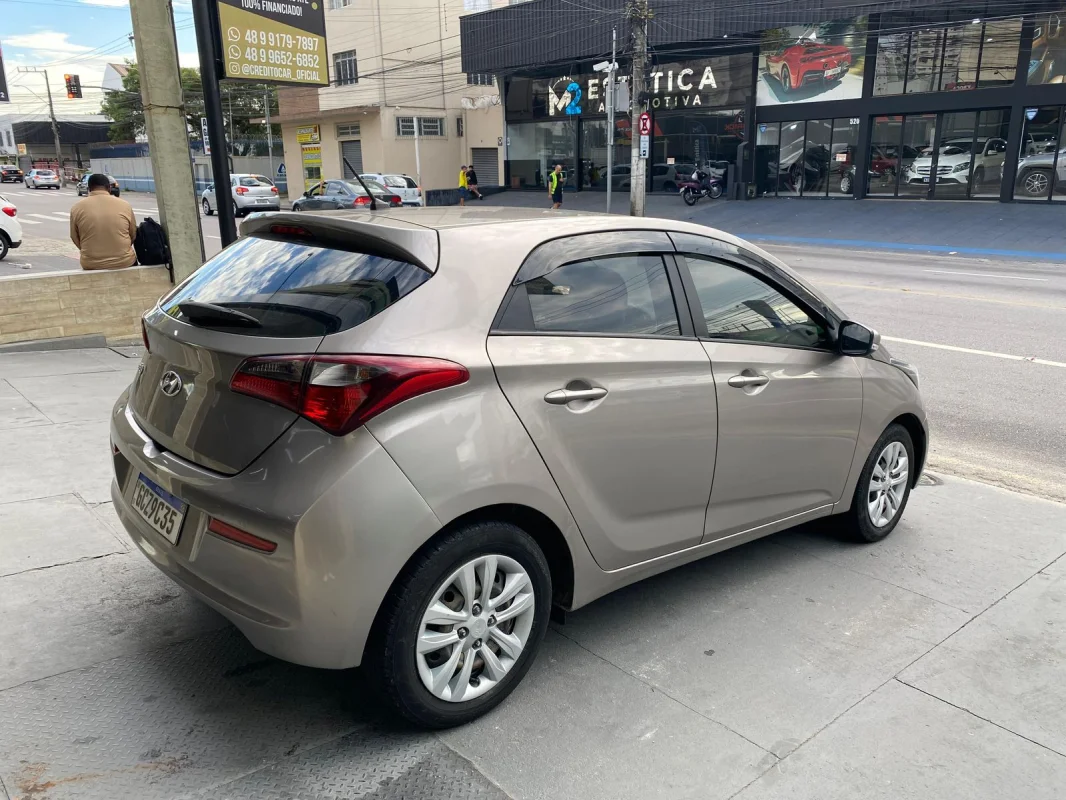 HB20 1.0 comfort plus completo manual 2019 - Imagem 5