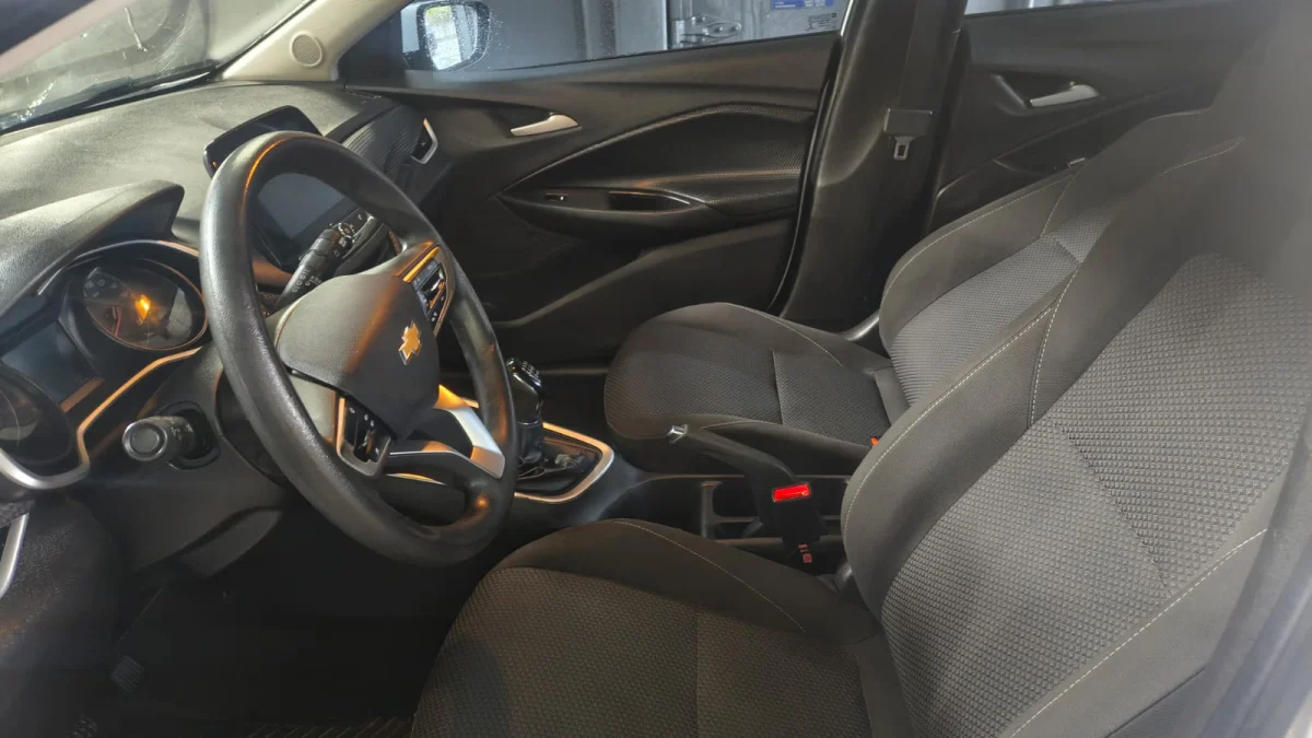 ONIX HATCH LT2 1.0 12V flex 2022 - Imagem 9