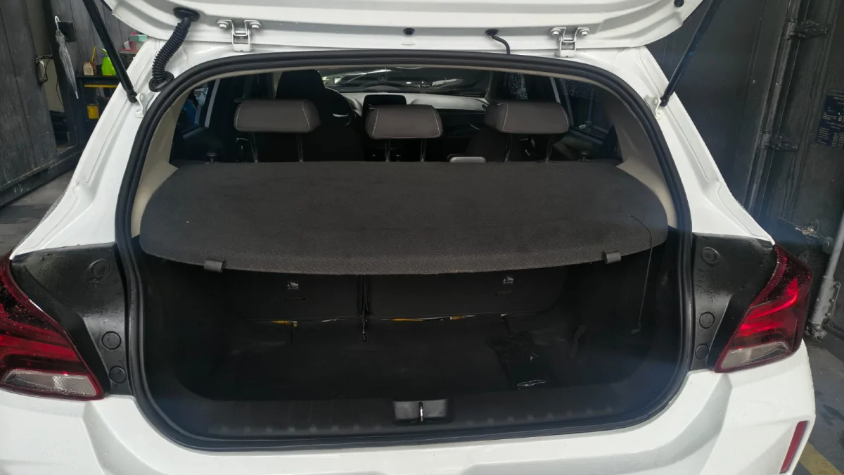 ONIX HATCH LT2 1.0 12V flex 2022 - Imagem 11