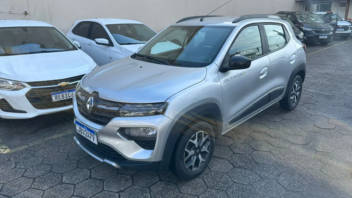 KWID OUTSIDER 1.0 Flex 12V 5p Mecânico 2023 - Imagem 4