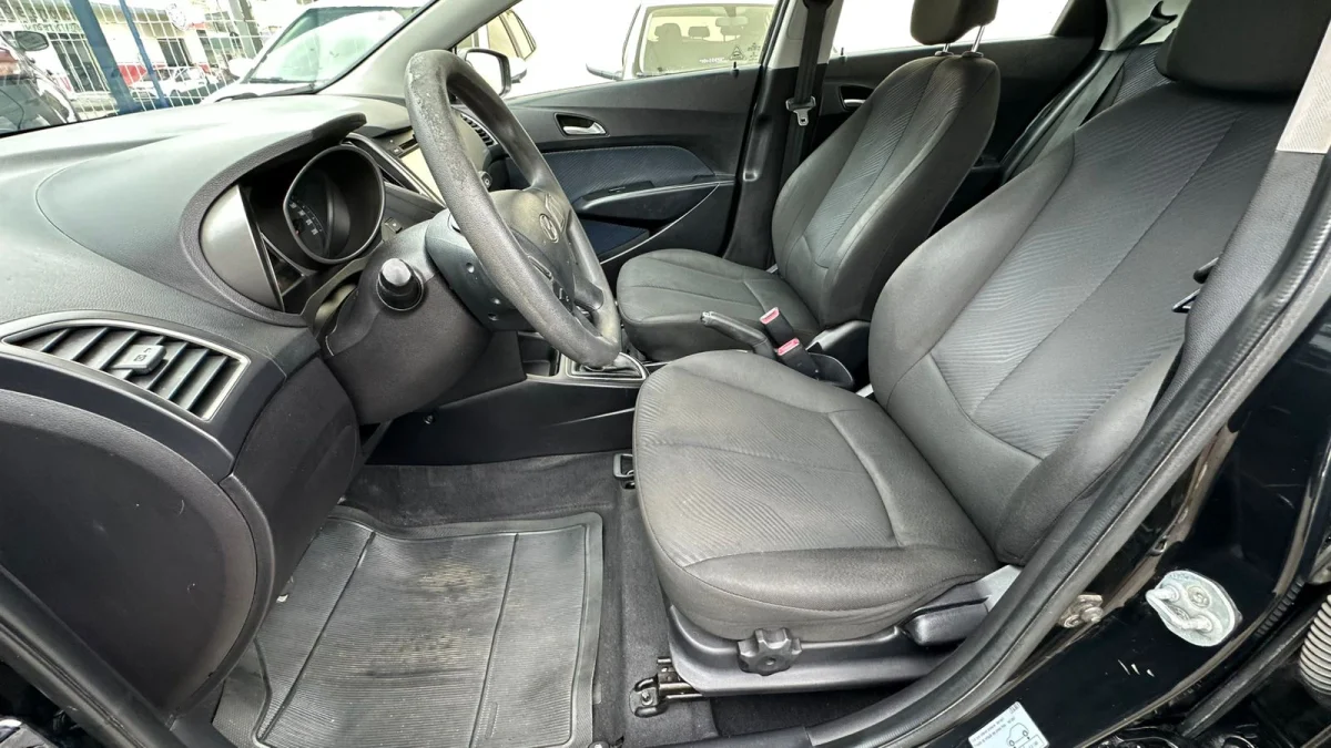 HB20 C./C.Plus/C.Style 1.6 Flex 16V Mecânico 2014 - Imagem 9