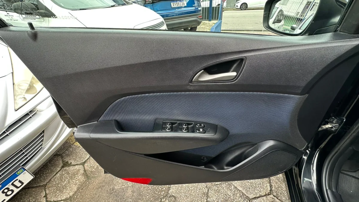 HB20 C./C.Plus/C.Style 1.6 Flex 16V Mecânico 2014 - Imagem 14