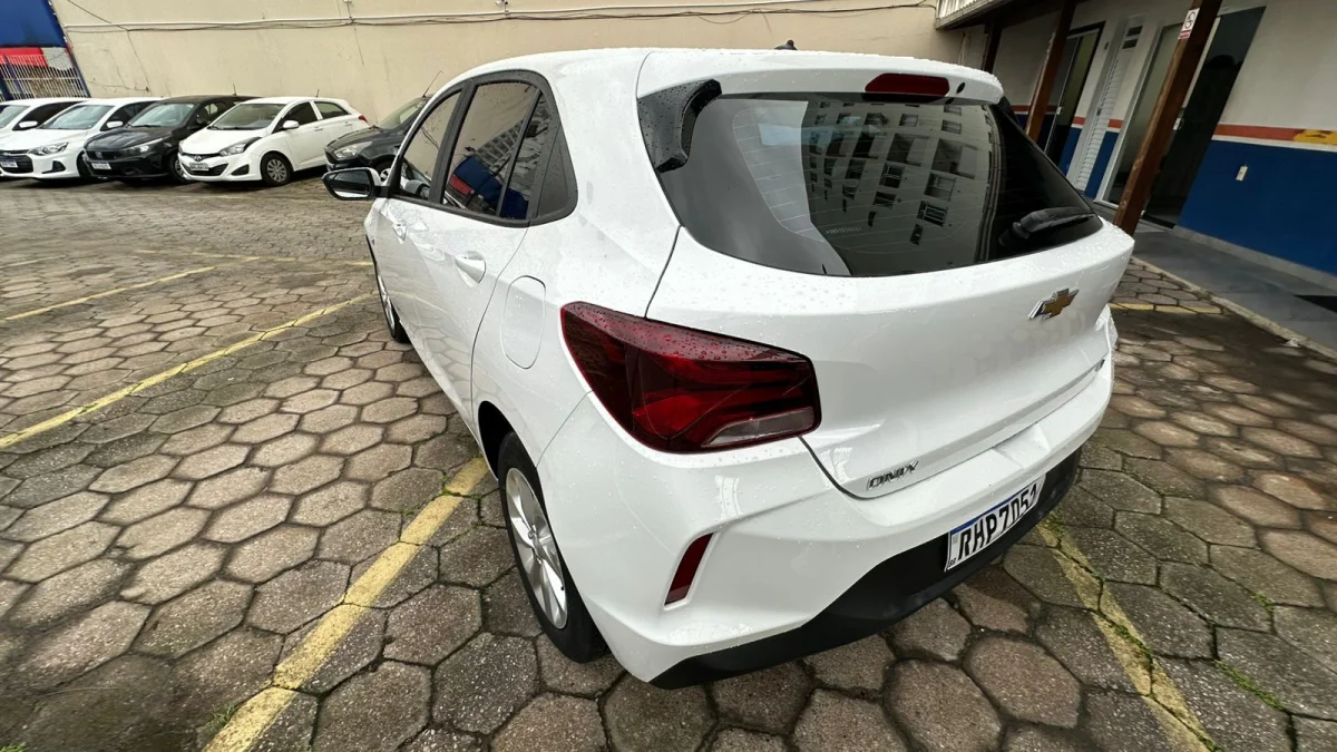 ONIX HATCH LT 1.0 12V flex 2022 - Imagem 5