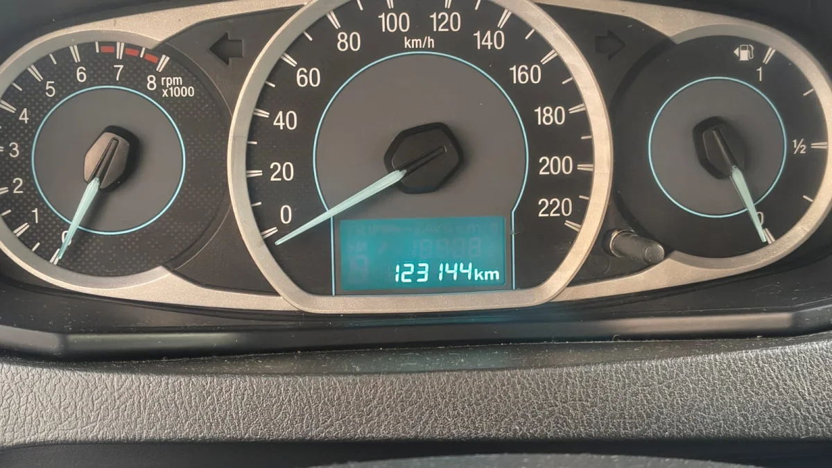 FORD KA 1.0 SE PLUS 5P FLEX 2017 - Imagem 9