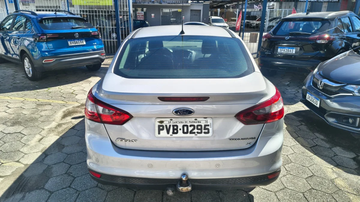 FOCUS TITANIUM PLUS 2.0 FLEX AUT 2015 - Imagem 6
