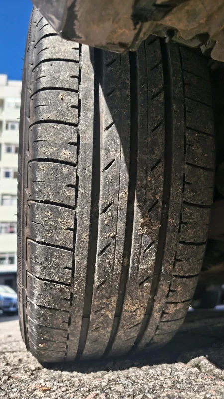 SANDERO E EDITION 1.0 FLEX 12V 5P MEC 2023 - Imagem 12