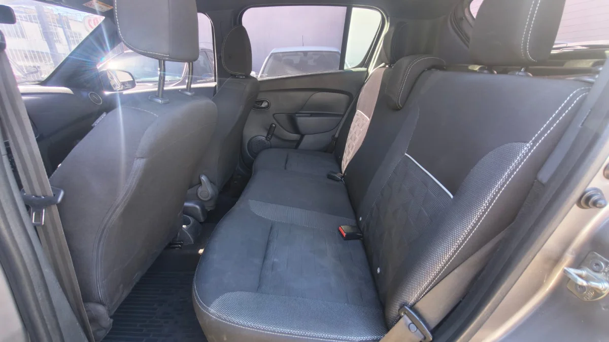 SANDERO E EDITION 1.0 FLEX 12V 5P MEC 2023 - Imagem 8