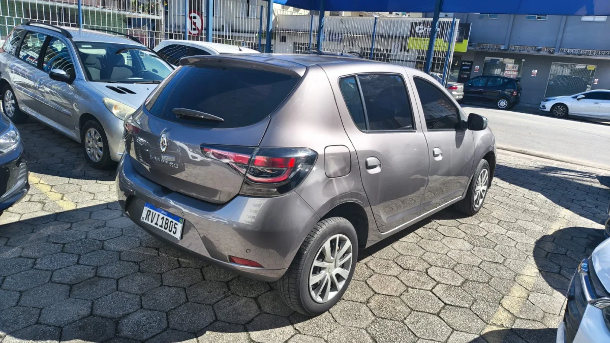 SANDERO E EDITION 1.0 FLEX 12V 5P MEC 2023 - Imagem 5