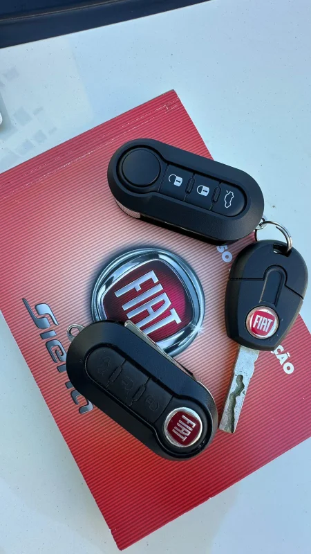 Grand Siena ESSENCE SUBLIME C/TETO Dual. 1.6 Flex 16V 2014 - Imagem 11