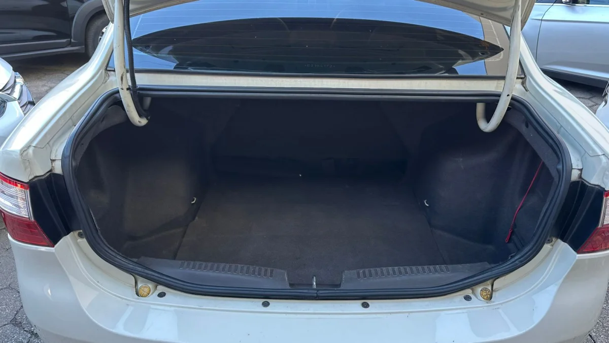 Grand Siena ESSENCE SUBLIME C/TETO Dual. 1.6 Flex 16V 2014 - Imagem 14