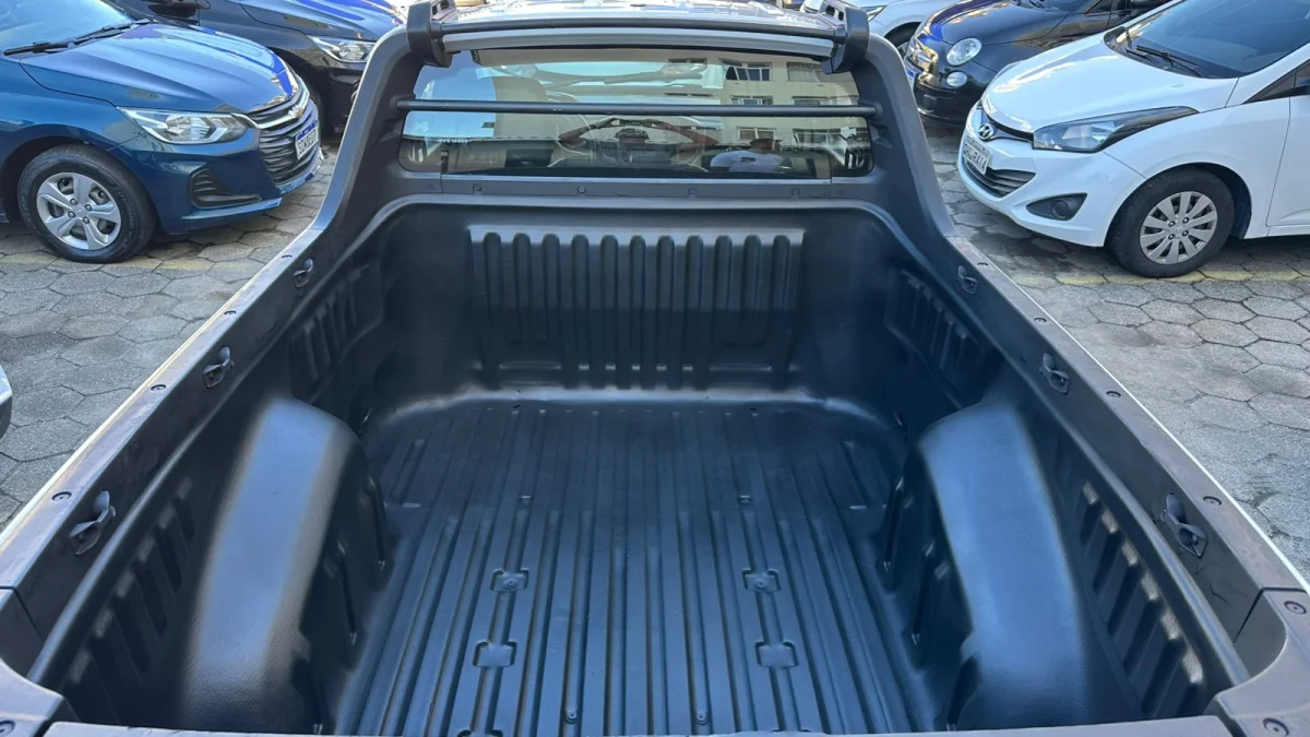 Strada endurece 1.4 FLEX cs Pluss 2023 completa - Imagem 10