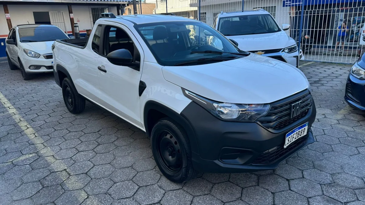 Strada endurece 1.4 FLEX cs Pluss 2023 completa