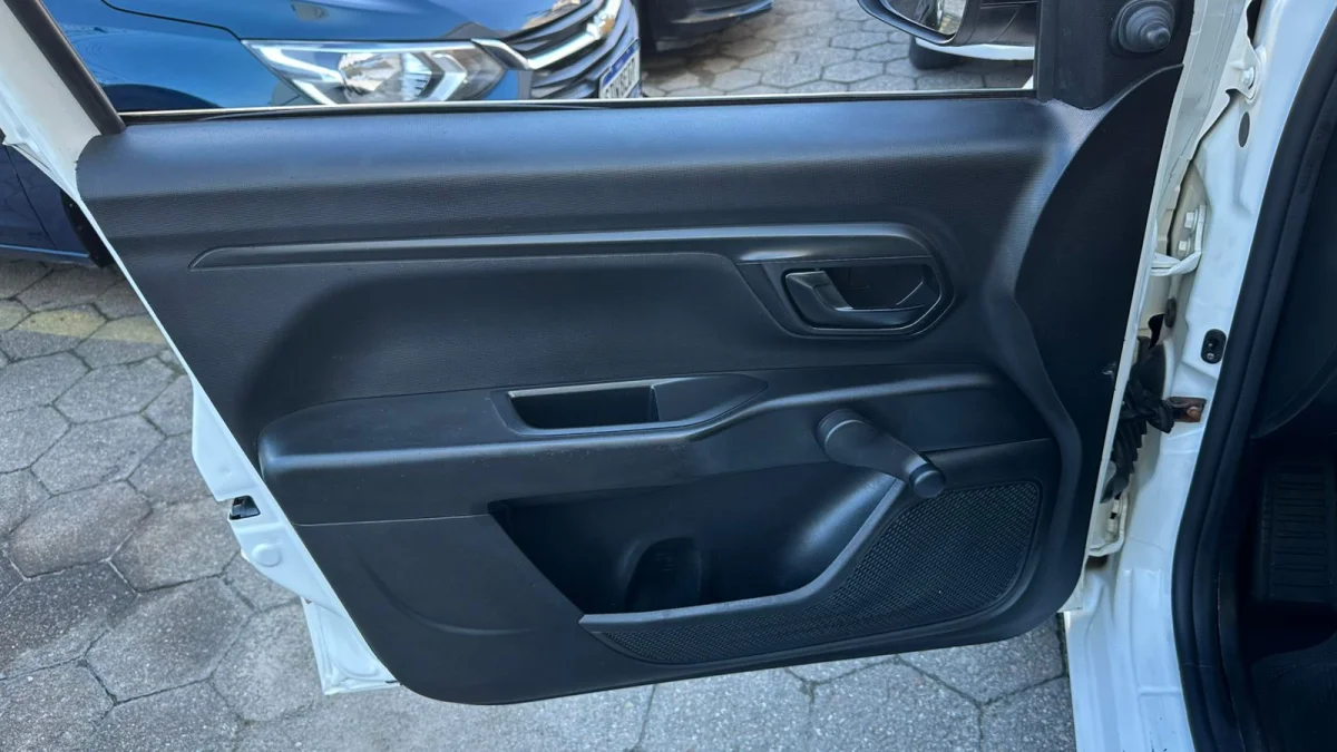 Strada endurece 1.4 FLEX cs Pluss 2023 completa - Imagem 14