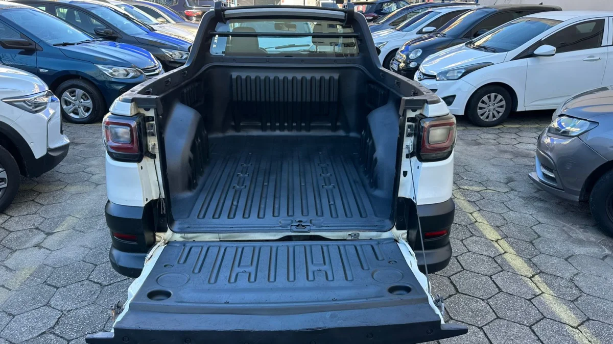 Strada endurece 1.4 FLEX cs Pluss 2023 completa - Imagem 16