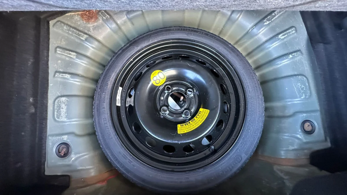 ONIX HATCH 1.0 12V Flex 5p Mecânico 2023 - Imagem 12