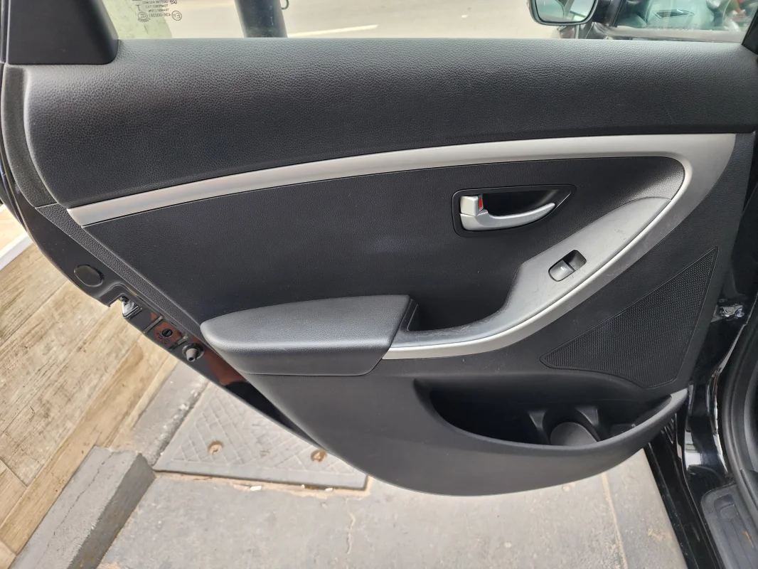 I30 1.8 Automático 2015 - Imagem 9