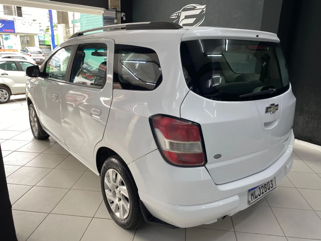 Spin LTZ 1.8 completo manual 7 LUGARES 2013 - Imagem 4