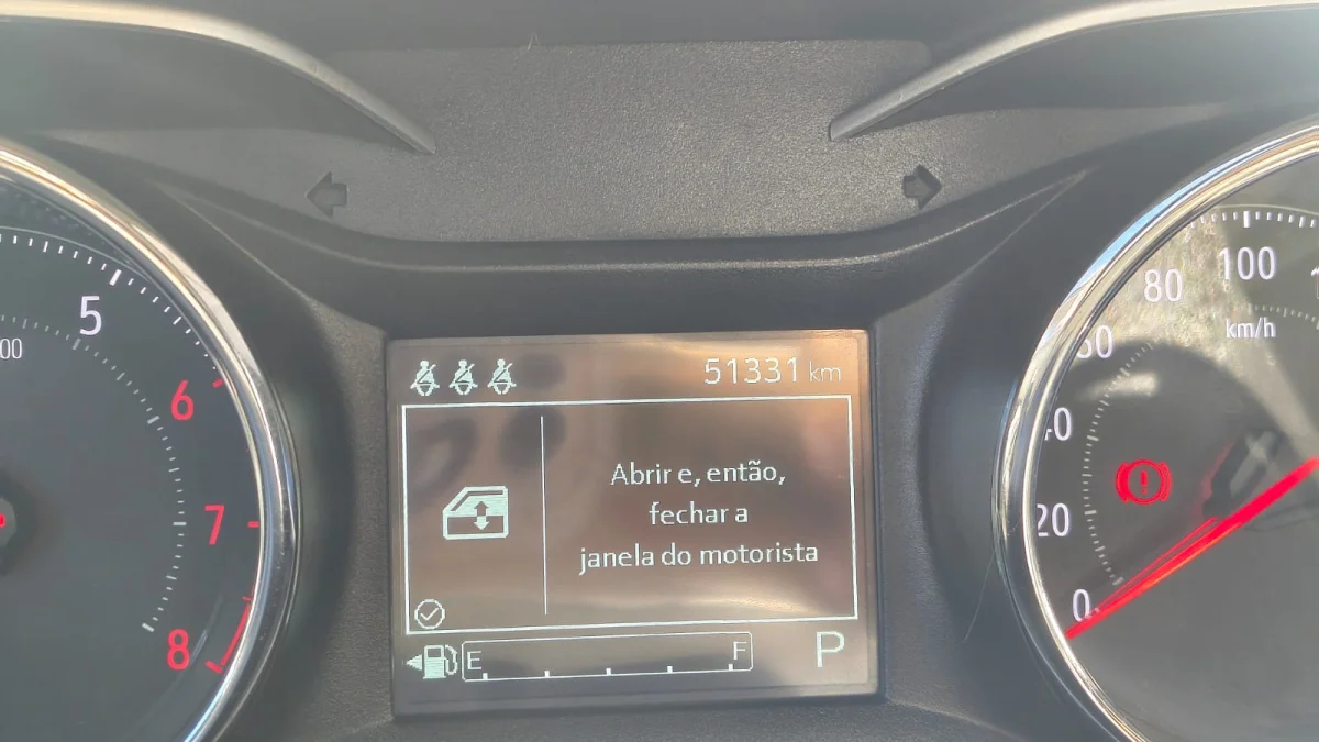 TRACKER 1.0 Turbo 12V Flex Automático 2023 - Imagem 9