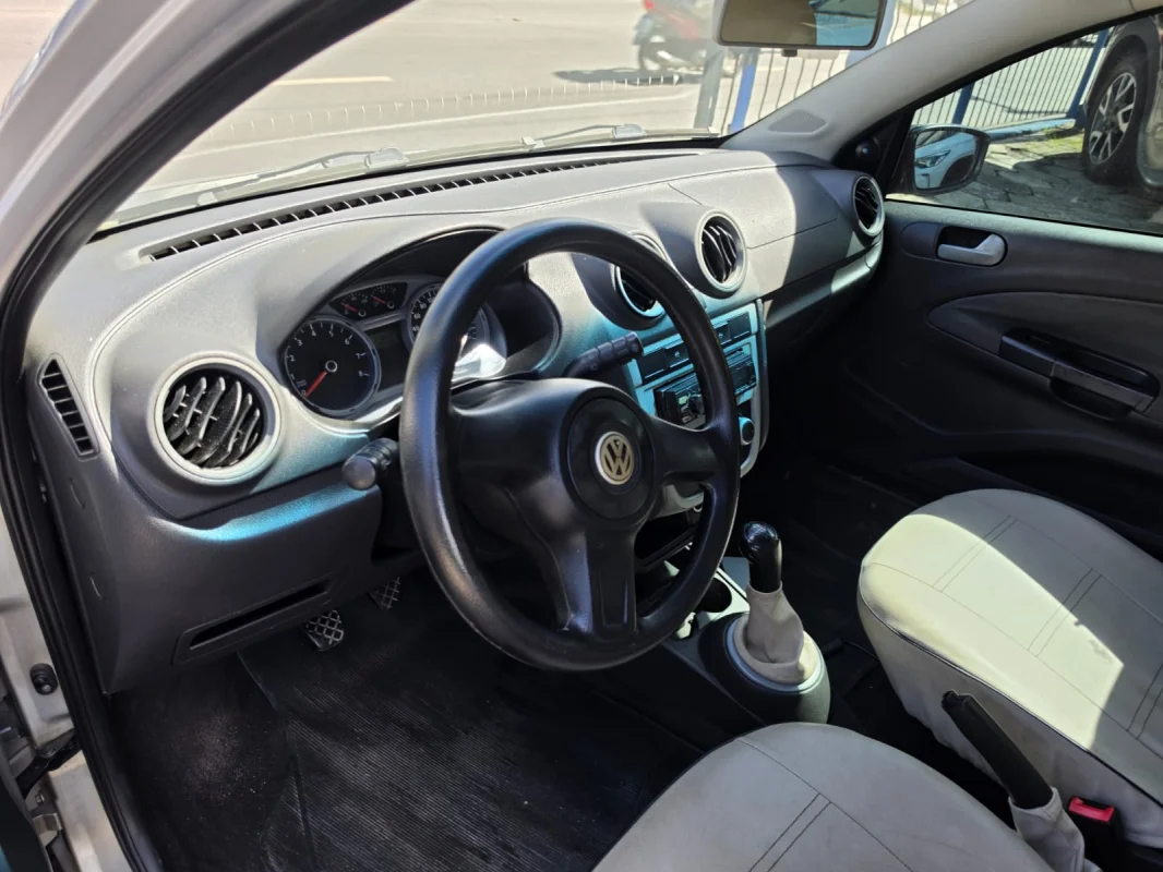 Gol 1.6 Completo 2009 - Imagem 11