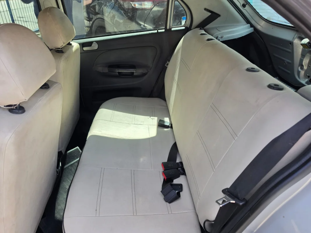 Gol 1.6 Completo 2009 - Imagem 8