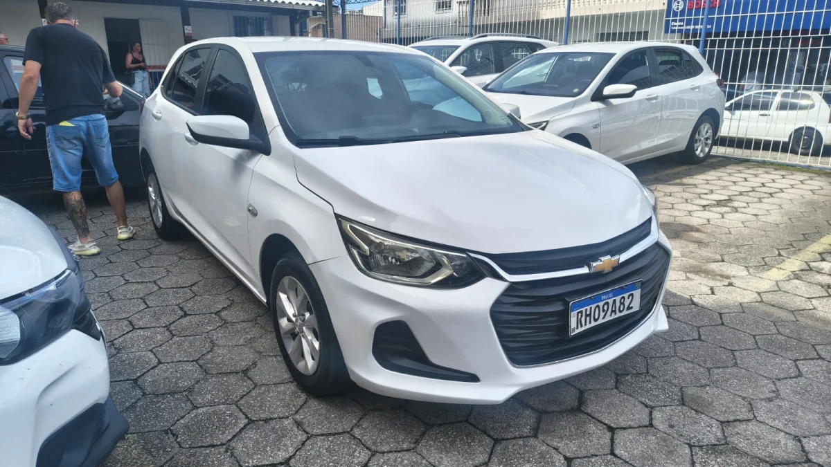 ONIX HATCH LT 1.0 12V FLEX 2022