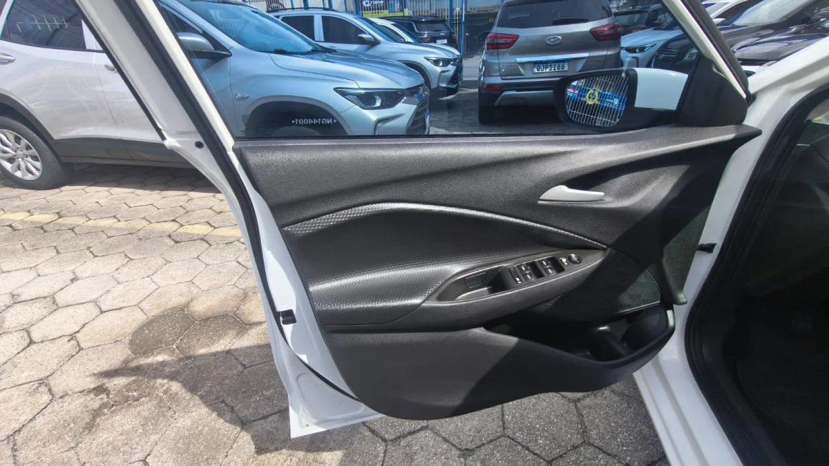 ONIX HATCH LT 1.0 12V FLEX 2022 - Imagem 10