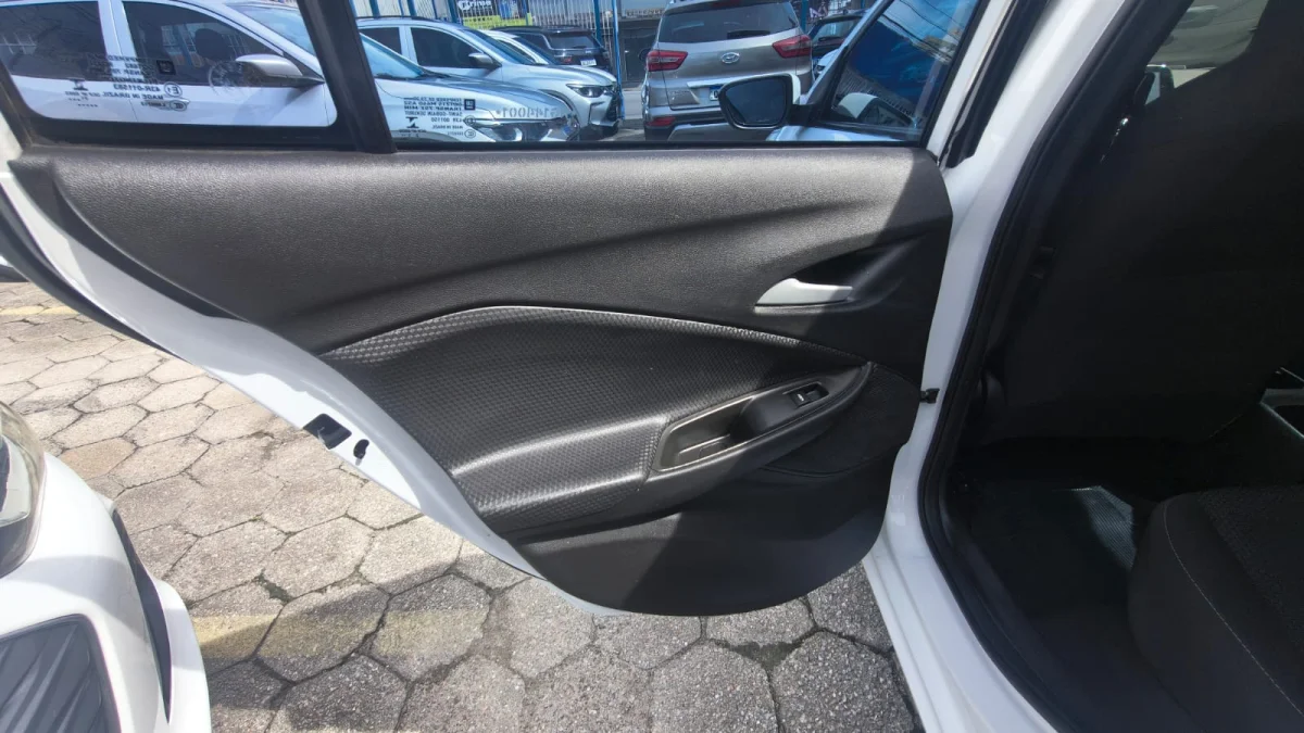 ONIX HATCH LT 1.0 12V FLEX 2022 - Imagem 11