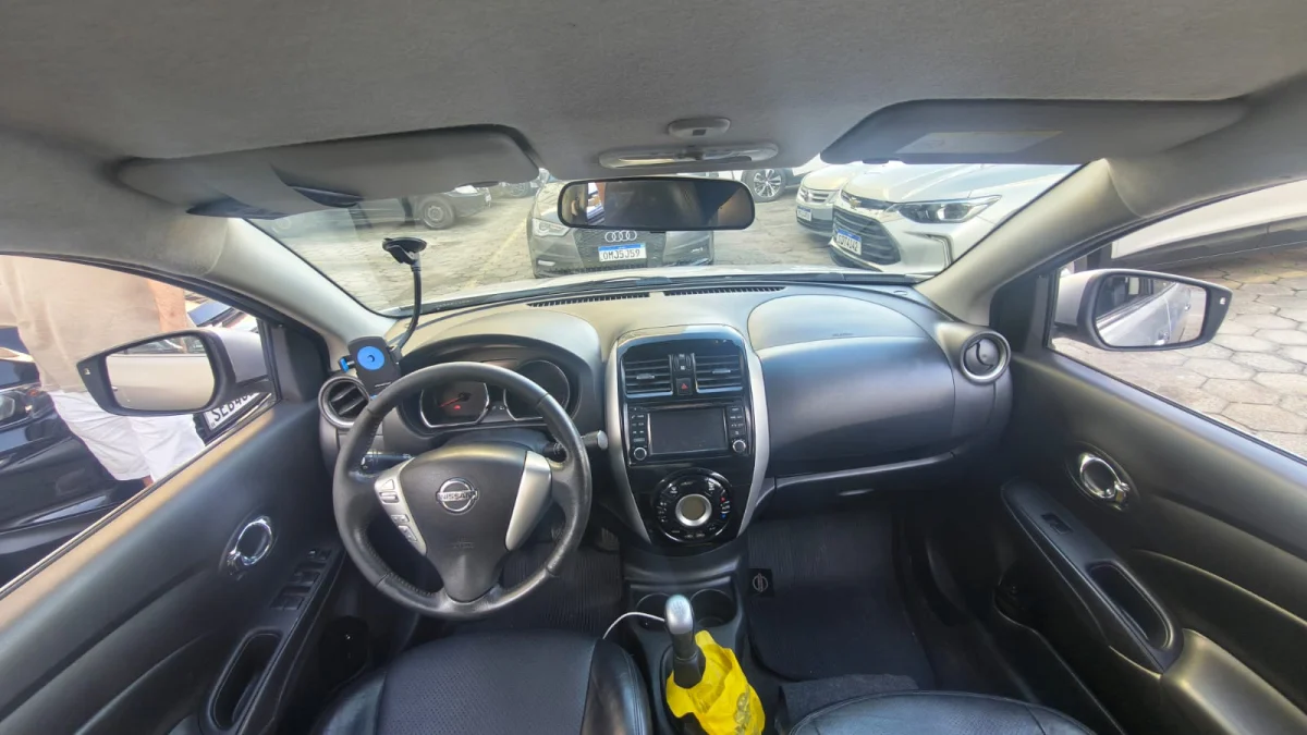 VERSA UNIQUE 1.6 16V FLEX GNV 2016  - Imagem 7