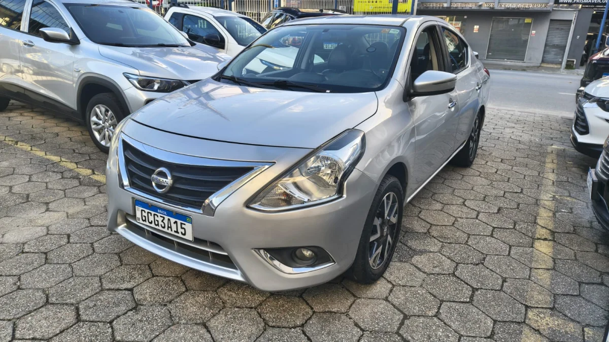 VERSA UNIQUE 1.6 16V FLEX GNV 2016  - Imagem 4