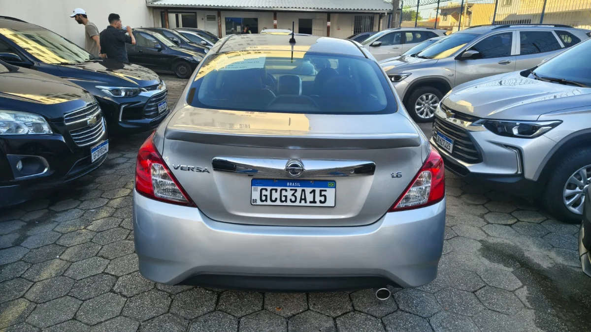VERSA UNIQUE 1.6 16V FLEX GNV 2016  - Imagem 6